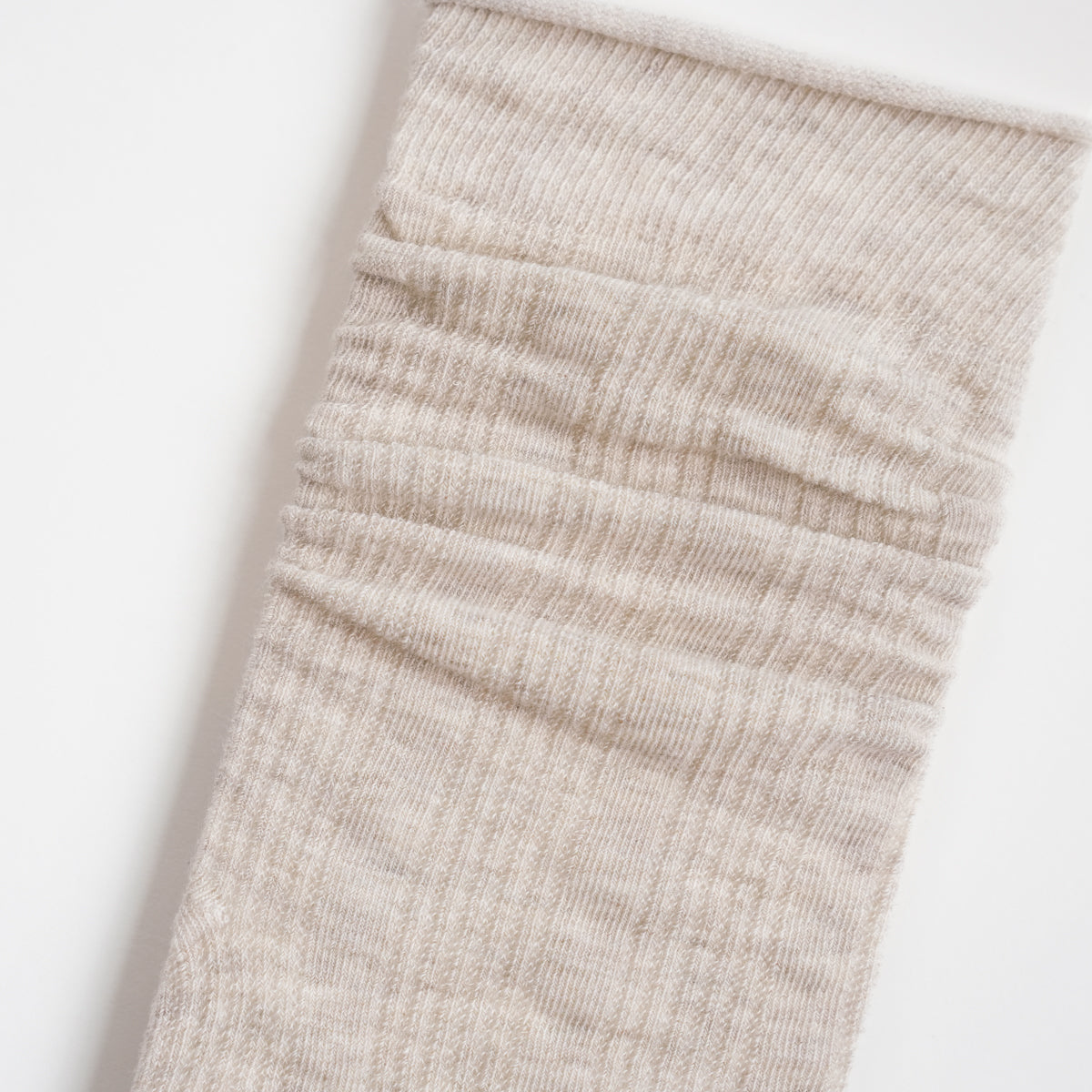 Seamless Mesh Creamy White Crew Socks