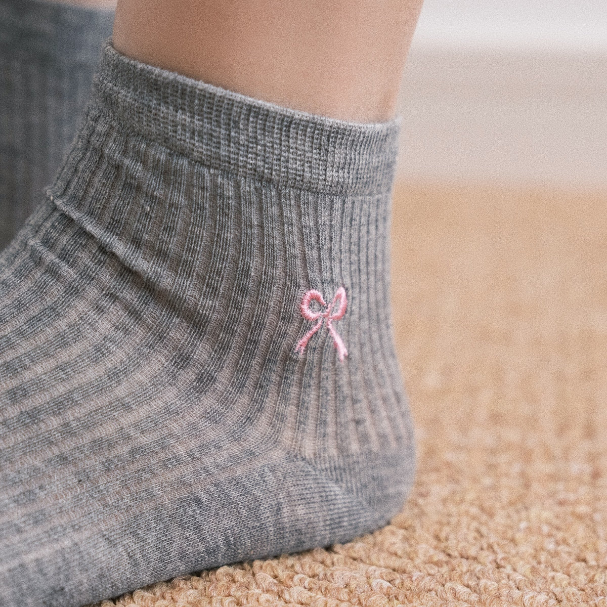 Sheer Vertical Stripe Bow Grey Crew Socks