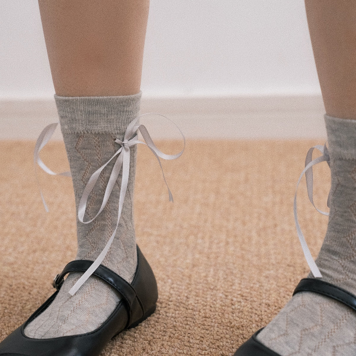 Ballet Bowtie Ribbon Grey Crew Socks