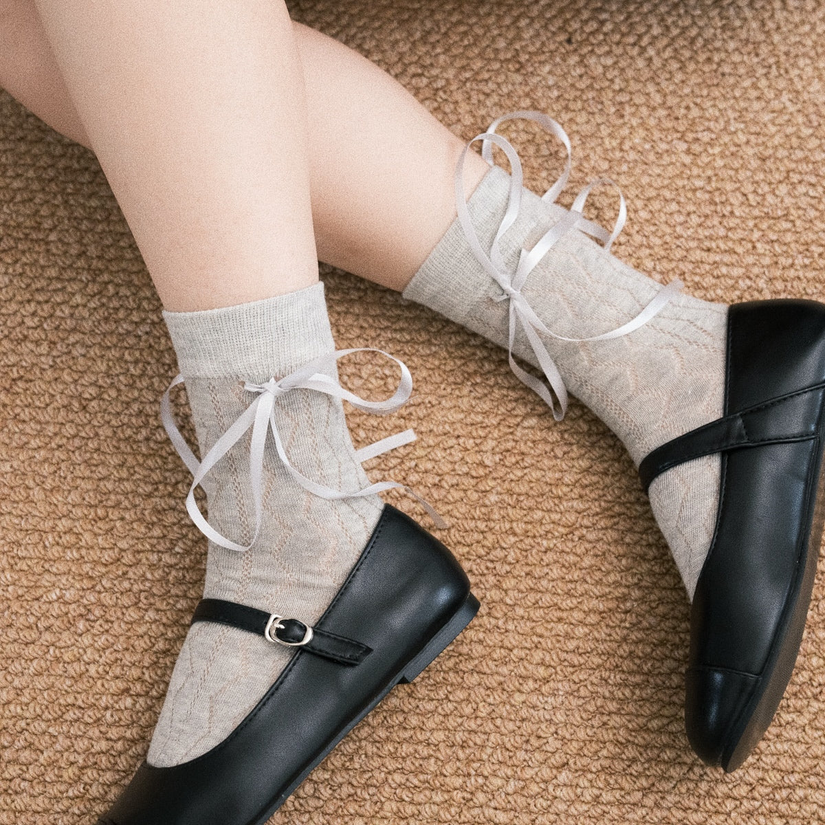 Ballet Bowtie Ribbon Grey Crew Socks