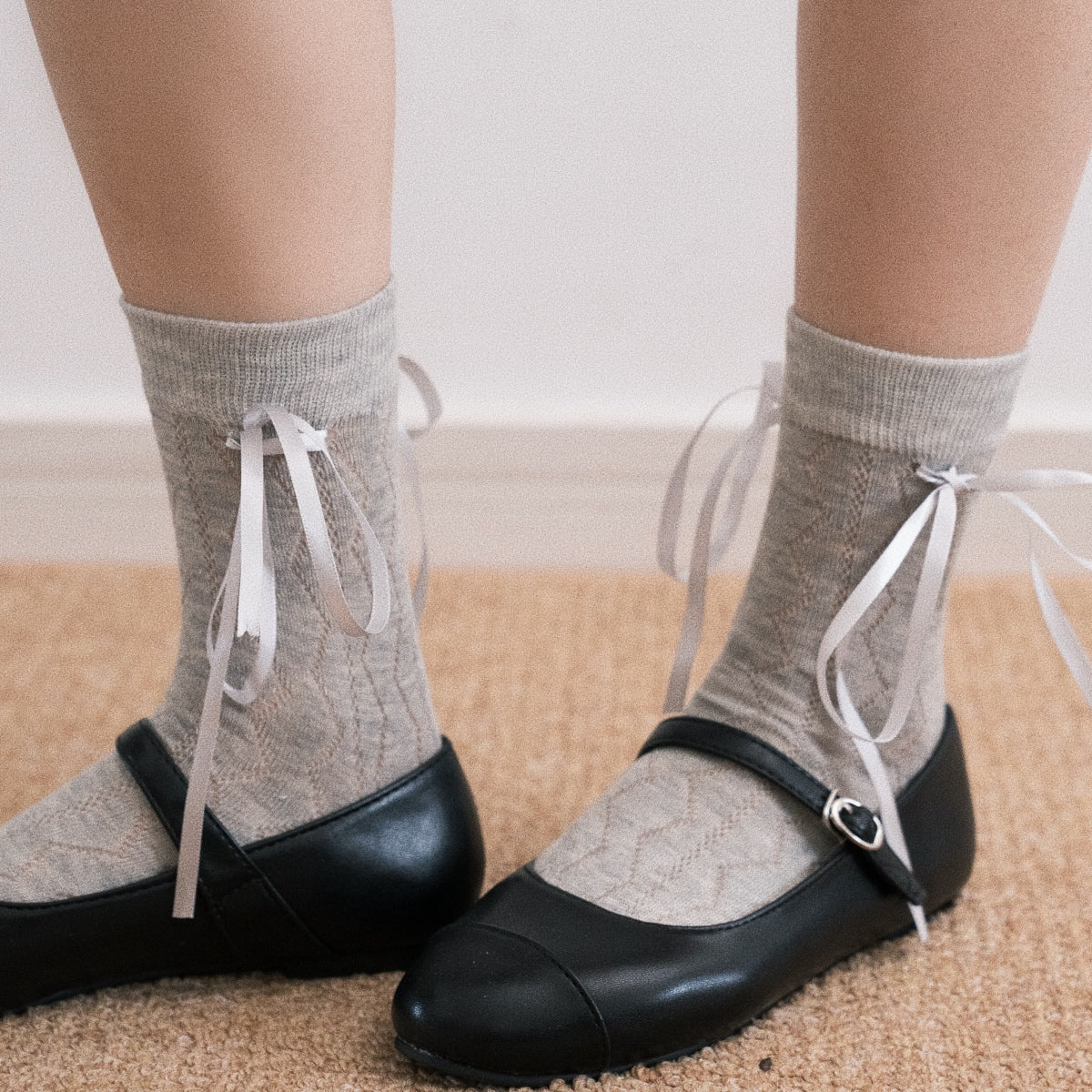 Ballet Bowtie Ribbon Grey Crew Socks